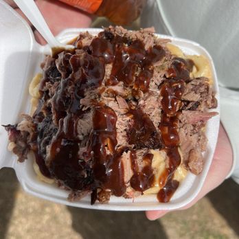 Hinson’s Creations - Brisket MacStack - Food Trucks Near Me Hinson’s Creations - Brisket MacStack - Food Trucks Near Me