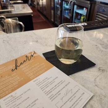 The Pell - Hotels Near Me - Middletown, Rhode Island