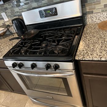 Osje Cleaning Services - Kitchen - Home Cleaning Near Me - Las Vegas, Nevada Osje Cleaning Services - Kitchen - Home Cleaning Near Me - Las Vegas, Nevada