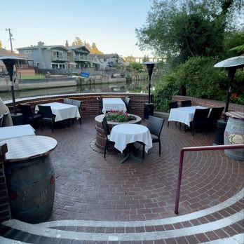 Shadowbrook - American Near Me - Capitola, California
