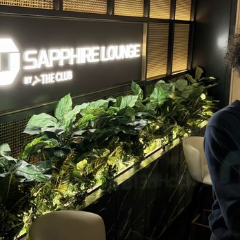Chase Sapphire Lounge - Airport Lounges Near Me - Grapevine, Texas