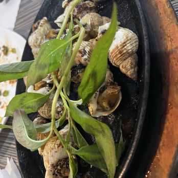 Dong Que Restaurant - snail - Vietnamese Near Me - San Jose, California
