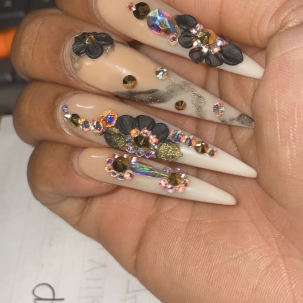 Gold Room Nails - Nail Salons Near Me - New York, New York Gold Room Nails - Nail Salons Near Me - New York, New York