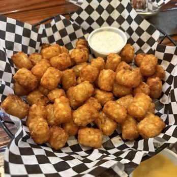 Barley & Bine Beer Cafe - Tater tots - Pizza Near Me - Windsor, California