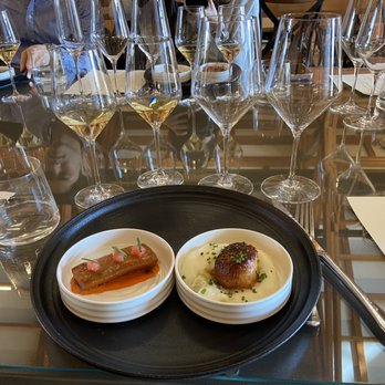 Bricoleur Vineyards - Marinated jerk carrot and scallop - Wineries Near Me - Windsor, California