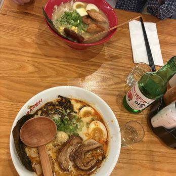 Daifuku Ramen - Daifuku Spicy Garlic and chicken ramen - Ramen Near Me - Chicago, Illinois