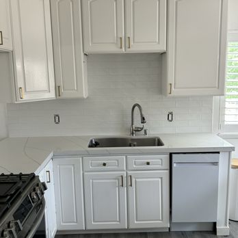 Gardner Handyman Services and More - Tile backsplash install complete - Painters Near Me - Gilroy, California Gardner Handyman Services and More - Tile backsplash install complete - Painters Near Me - Gilroy, California