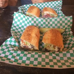 Momma Goldberg's Deli - Mommas love and mommas Bambino