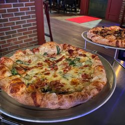 Tony Harper's Pizza and Clam Shack - Spinach Alfredo (I think?)