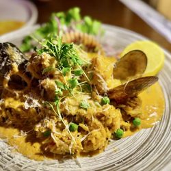 Moia Peruvian Restaurant - Arroz con Mariscos