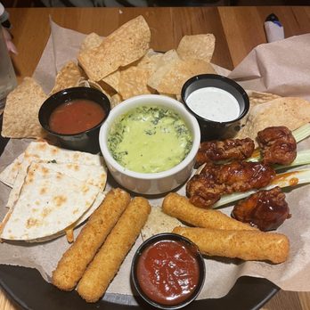 Applebee's Grill + Bar - American Near Me - Tacoma, Washington