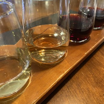 Wine Mountains - Wine Bars Near Me - Pinetop-Lakeside, Arizona Wine Mountains - Wine Bars Near Me - Pinetop-Lakeside, Arizona