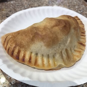 La Gran Uruguaya Bakery - Chicken Baked Empanada ($2.50) - Bakeries Near Me - Jackson Heights, New York