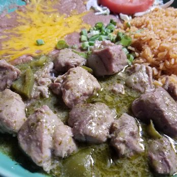Carlitos Mexican Restaurant - Chile verde - Mexican Near Me - Red Bluff, California