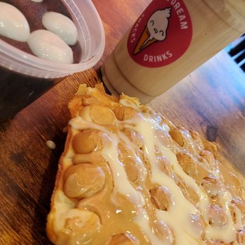Ice Dream - Egg puff with condensed milk and peanut butter + black sesame soup - Bubble Tea Near Me - Sacramento, California Ice Dream - Egg puff with condensed milk and peanut butter + black sesame soup - Bubble Tea Near Me - Sacramento, California