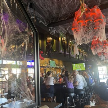 Morrison - Halloween decorations - Gastropubs Near Me - Los Angeles, California Morrison - Halloween decorations - Gastropubs Near Me - Los Angeles, California