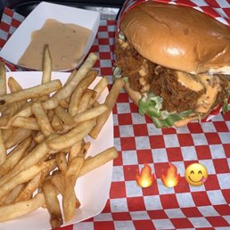 Zinger burger Zinger burger