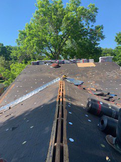 Slide of I M Roofing & Construction