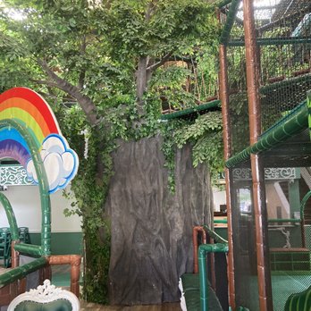 Kidcadia Play Café - Giant tree to climb inside. - Cafes Near Me - Dearborn, Michigan Kidcadia Play Café - Giant tree to climb inside. - Cafes Near Me - Dearborn, Michigan