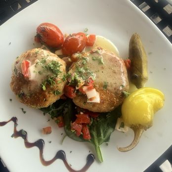Avalon Cafe - Crab cakes - New American Near Me - Weston, Missouri