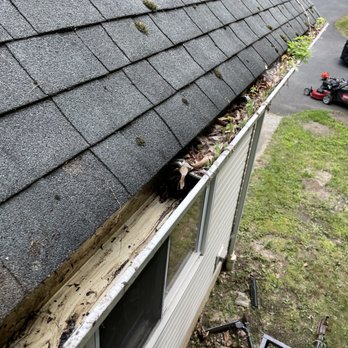 Beautiful Landscaping & Construction - Gutter cleaning - General Contractors Near Me