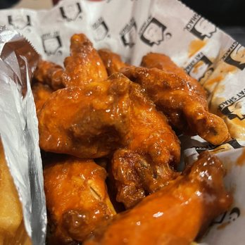 Fat Shack - 12 Wings Buffalo - Desserts Near Me - Las Vegas, Nevada