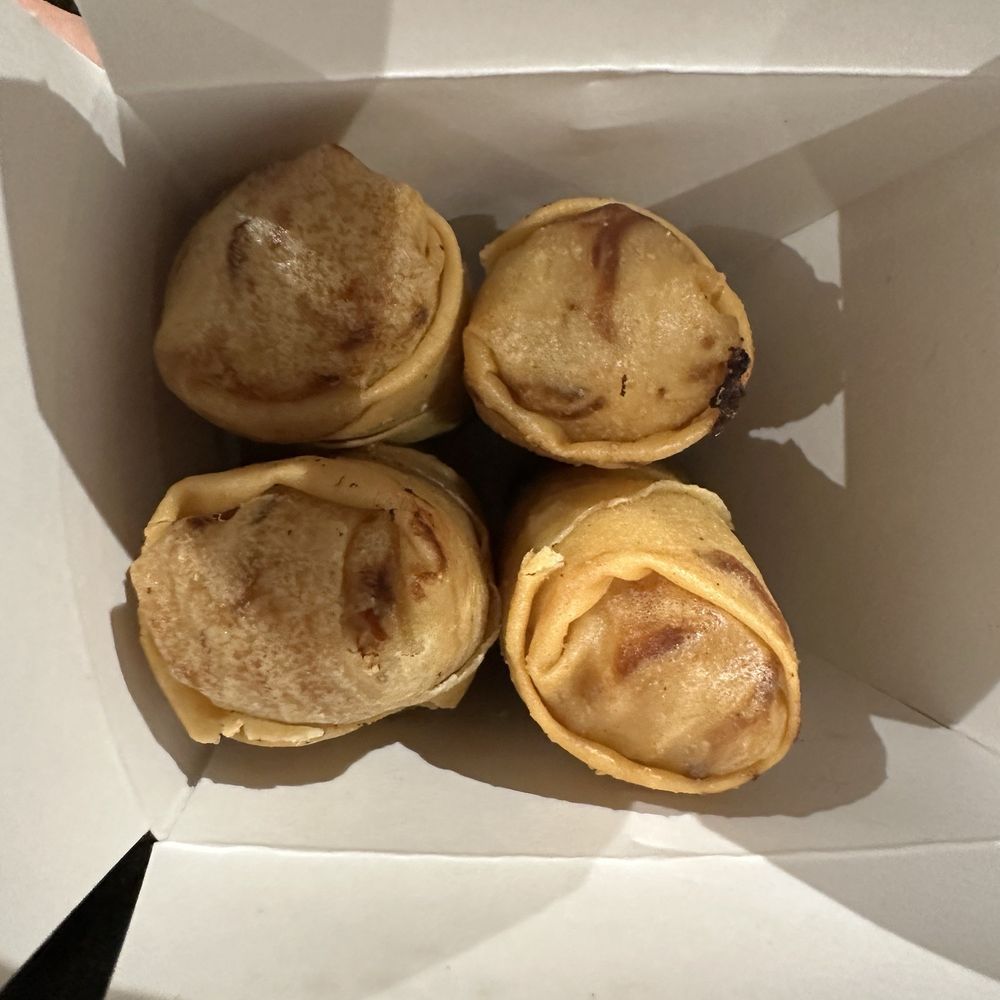 Raan Thai - Spring rolls. Crispy and delicious. - Thai Near Me - Smithtown, New York Raan Thai - Spring rolls. Crispy and delicious. - Thai Near Me - Smithtown, New York