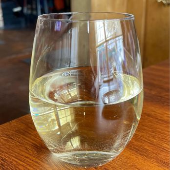 Max Gill and Grill - House Sauvignon Blanc was more than good! - Seafood Near Me - Denver, Colorado Max Gill and Grill - House Sauvignon Blanc was more than good! - Seafood Near Me - Denver, Colorado