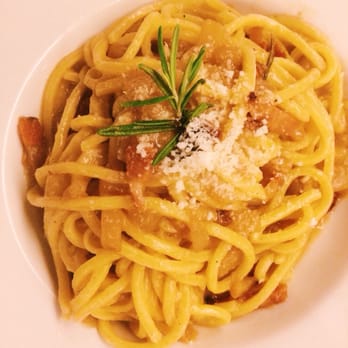 Coso - Fresh pasta with pear & bacon - Italian Near Me - Rome, RM Coso - Fresh pasta with pear & bacon - Italian Near Me - Rome, RM