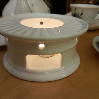 Prince Tea House - Candle to heat up the teapot - Tea Rooms Near Me - Flushing, New York