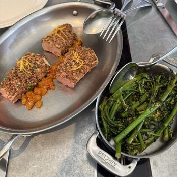 Ad Hoc & Addendum - New American Near Me - Yountville, California