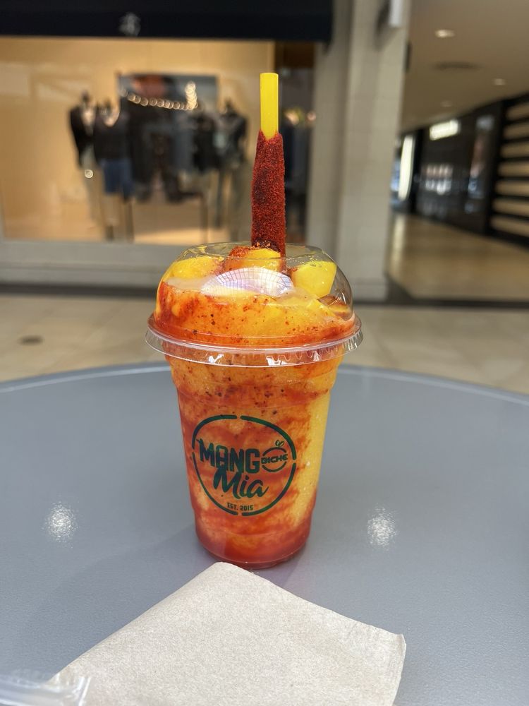 Mango Biche Mia Logo