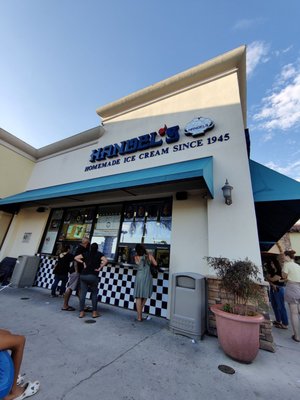 Handel's Homemade Ice Cream & Yogurt by null