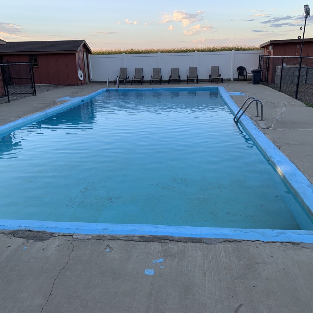 Dakota Campgrounds - Pool - Campgrounds Near Me - Mitchell, South Dakota Dakota Campgrounds - Pool - Campgrounds Near Me - Mitchell, South Dakota