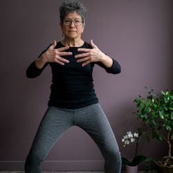 Building Qi - Standing Meditation: a most powerful way to build chi