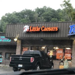Little Caesars - Front of little Caesar.