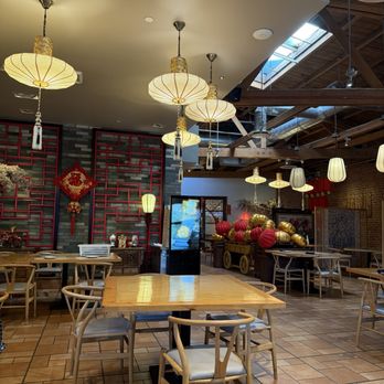Fifty One - Inside area - Chinese Near Me - Culver City, California Fifty One - Inside area - Chinese Near Me - Culver City, California