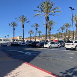 Ocean View Plaza - Parking lot with no pedestrian walkways