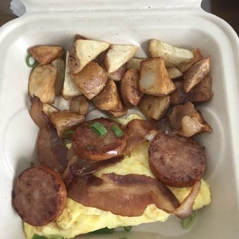 Spitfire Rotisserie & Flatbread - Island Breakfast Deluxe w/eggs, Portuguese sausage, bacon and potatoes (8.99) - Hawaiian Near Me - Honolulu, Hawaii Spitfire Rotisserie & Flatbread - Island Breakfast Deluxe w/eggs, Portuguese sausage, bacon and potatoes (8.99) - Hawaiian Near Me - Honolulu, Hawaii