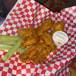 Florida Room - Buffalo wings