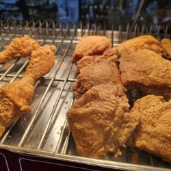 76 Gas Station - Fried chicken