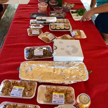 Pono Market - Look at our incredible spread thanks to Pono Market. We took everything to Salt Pond Beach, perfect! - Hawaiian Near Me - Kapaa, Hawaii Pono Market - Look at our incredible spread thanks to Pono Market. We took everything to Salt Pond Beach, perfect! - Hawaiian Near Me - Kapaa, Hawaii