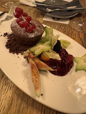 Moo Moo Steak & Burger Club by null