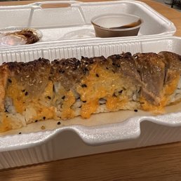 Baked Salmon Crunchy Roll