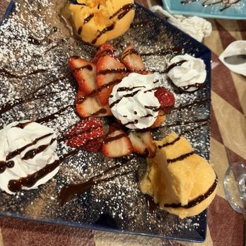 Gumba's Italian Restaurant - CHOCOLATE CAKE - Pizza Near Me - Sunnyvale, California Gumba's Italian Restaurant - CHOCOLATE CAKE - Pizza Near Me - Sunnyvale, California
