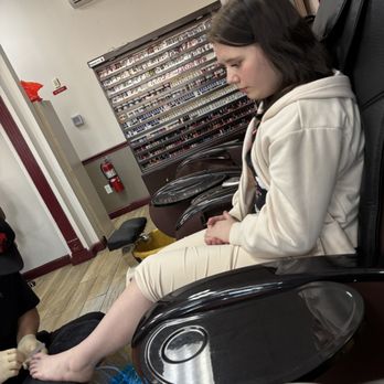 Lee Nails - Pedi - Nail Salons Near Me - Cincinnati, Ohio Lee Nails - Pedi - Nail Salons Near Me - Cincinnati, Ohio