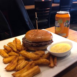 Mr. Texas - Burger fries drink