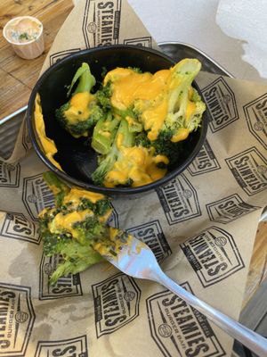 Steamies Burger Bar by null