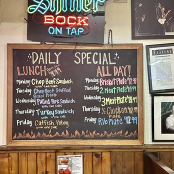 The Green Mesquite BBQ & More - Barbeque Near Me - Austin, Texas The Green Mesquite BBQ & More - Barbeque Near Me - Austin, Texas
