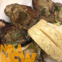 The amazzzzing chargrilled oysters!